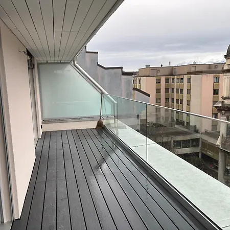 Apartment Experience Unique A Lausanne, Floor On Train Station
