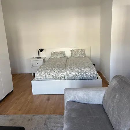 Apartment Experience Unique A Lausanne, Floor On Train Station *