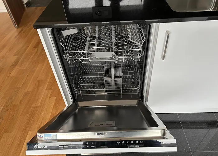 Experience Unique A Lausanne, Floor On Train Station Apartmán Лозана