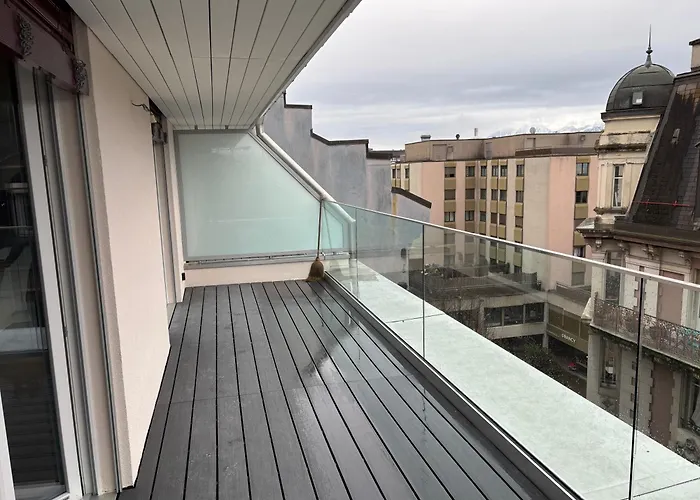 Apartment Experience Unique A Lausanne, Floor On Train Station